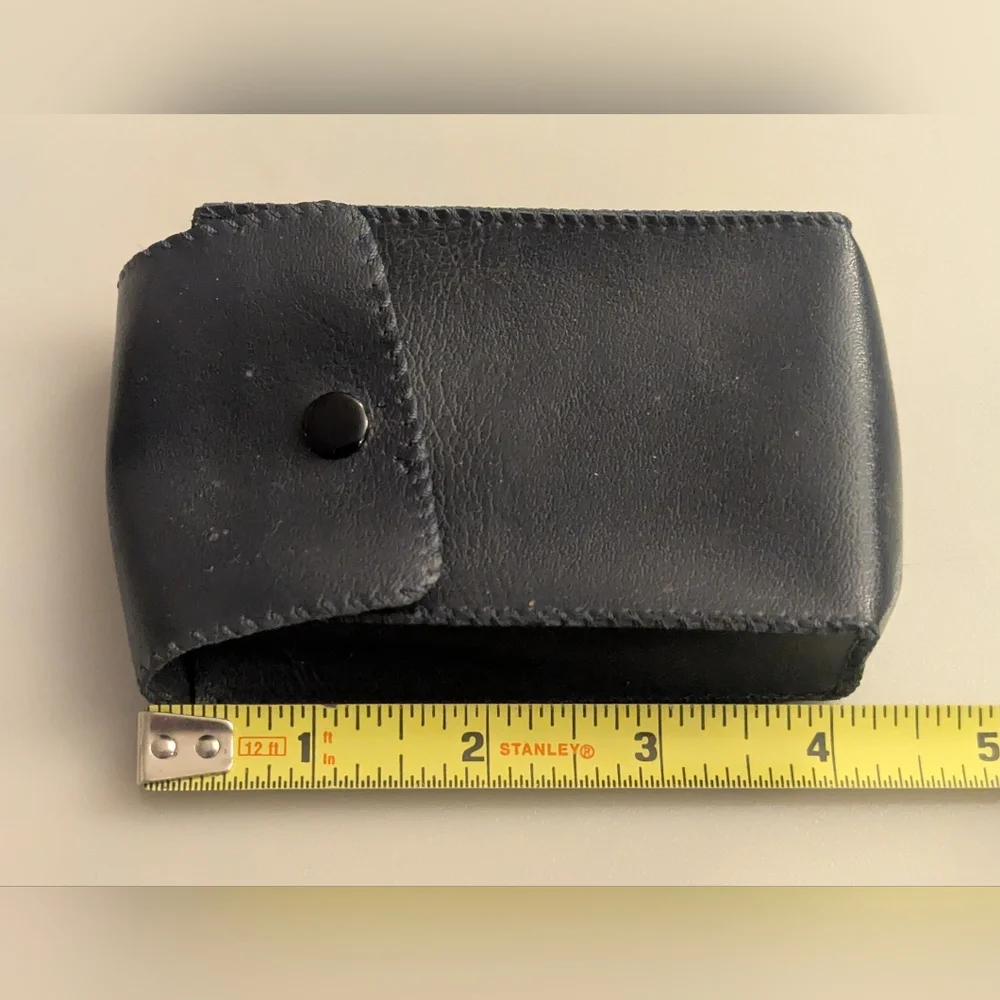 Vintage Digital Camera Case. Faux Leather. 4